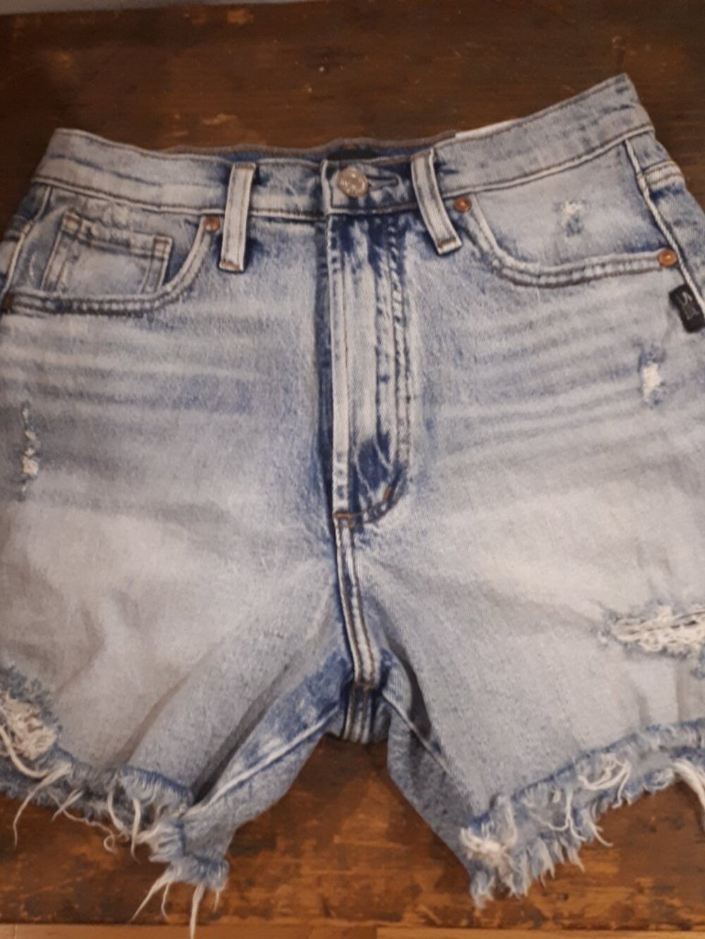 Silver jean shorts. 90's baggy. Size 25